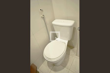 Banheiro Social de apartamento à venda com 2 quartos, 78m² em Pinheiros, São Paulo