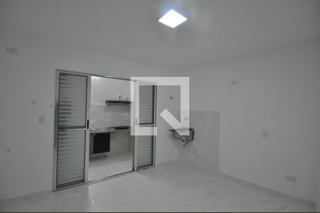 Quarto/Sala de casa para alugar com 1 quarto, 30m² em Parque Edu Chaves, São Paulo