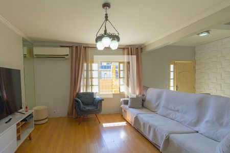 Sala de casa para alugar com 4 quartos, 250m² em Mathias Velho, Canoas