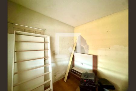 Quarto 1 casa 1 de casa à venda com 8 quartos, 408m² em Vila Barros, Guarulhos