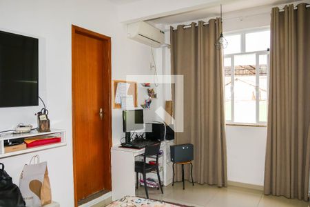 Quarto Suíte de casa de condomínio à venda com 3 quartos, 150m² em Quintino Bocaiúva, Rio de Janeiro