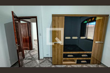 Quarto 1 de casa para alugar com 4 quartos, 200m² em Cidade Dutra, São Paulo