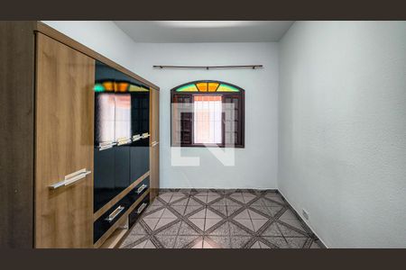 Quarto 1 de casa para alugar com 4 quartos, 200m² em Cidade Dutra, São Paulo