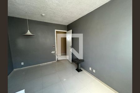 Sala de apartamento para alugar com 2 quartos, 48m² em Pavuna, Nilópolis