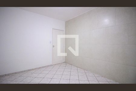 Quarto 1 de casa para alugar com 2 quartos, 80m² em Jardim Vila Formosa, São Paulo