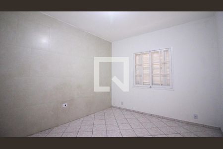 Quarto 2 de casa para alugar com 2 quartos, 80m² em Jardim Vila Formosa, São Paulo