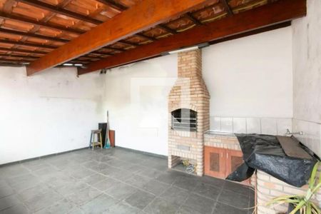 Casa à venda com 2 quartos, 263m² em Vila Carmosina, São Paulo