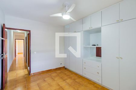 Quarto 2 de casa para alugar com 2 quartos, 80m² em Parque Santo Antônio, São Paulo