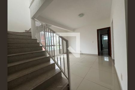Apartamento para alugar com 4 quartos, 184m² em Dona Clara, Belo Horizonte