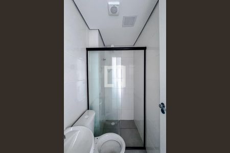 Banheiro de apartamento para alugar com 1 quarto, 26m² em Quarta Parada, São Paulo