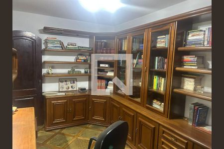 Casa à venda com 4 quartos, 200m² em Vila Progresso, Niterói