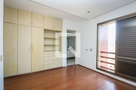 Suite de apartamento para alugar com 3 quartos, 138m² em Vila Sonia, São Paulo