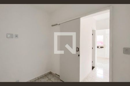 Quarto 1 de apartamento para alugar com 2 quartos, 44m² em Vila Sao Francisco, São Paulo