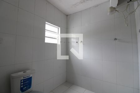Banheiro do Quarto 1 de casa para alugar com 1 quarto, 150m² em Vila Guilhermina, São Paulo