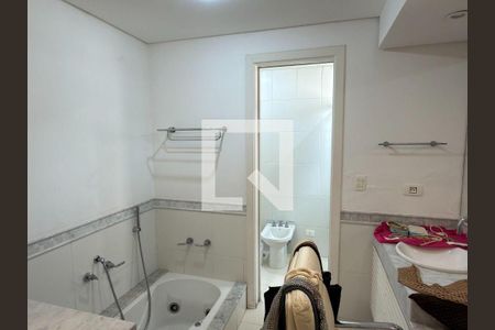 Casa à venda com 4 quartos, 409m² em Alphaville, Santana de Parnaíba