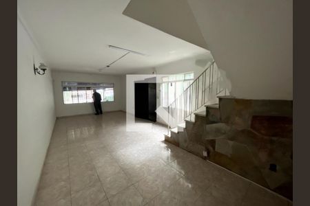 Casa à venda com 3 quartos, 280m² em Vila Gustavo, São Paulo