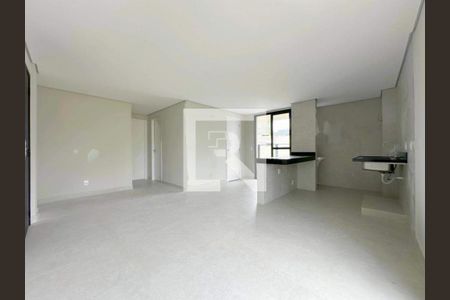 Apartamento à venda com 2 quartos, 66m² em Santo Antônio, Belo Horizonte