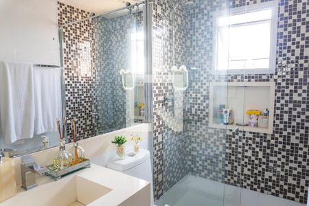 Banheiro da Suíte de apartamento à venda com 3 quartos, 108m² em Vila Alexandria, São Paulo