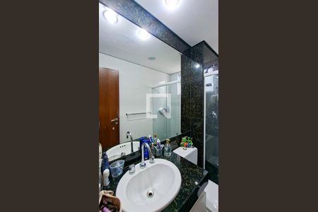 Banheiro da Suíte de apartamento à venda com 5 quartos, 278m² em Funcionários, Belo Horizonte