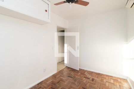 Quarto 2 de apartamento para alugar com 2 quartos, 46m² em Cavalhada, Porto Alegre