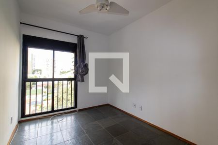 Suite de apartamento à venda com 2 quartos, 74m² em Cambuí, Campinas