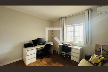 Casa à venda com 4 quartos, 253m² em Jardim Baroneza, Campinas