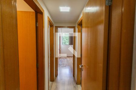 Corredor de apartamento à venda com 3 quartos, 94m² em Sagrada Família, Belo Horizonte