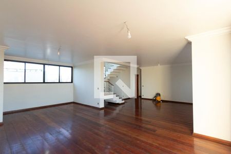 Sala 1 de apartamento para alugar com 4 quartos, 500m² em Jardim Faculdade, Sorocaba