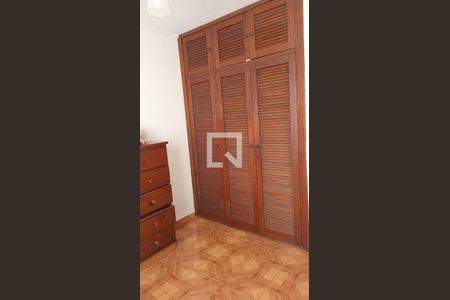 Quarto de apartamento para alugar com 3 quartos, 71m² em Conjunto Residencial Souza Queiroz, Campinas