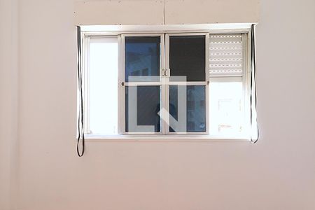 Janela do Quarto de apartamento à venda com 1 quarto, 36m² em Floresta, Porto Alegre