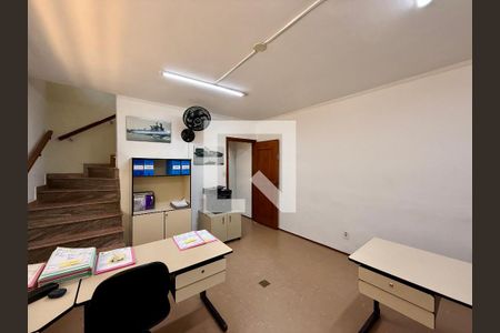 Sala  de casa à venda com 3 quartos, 137m² em Jardim Aeroporto, São Paulo