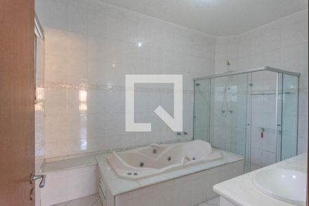 Banheiro da Suíte 1 de casa de condomínio para alugar com 4 quartos, 422m² em Jardim Nova Europa, Campinas