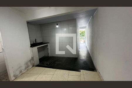 Sala de kitnet/studio para alugar com 1 quarto, 70m² em Recreio dos Bandeirantes, Rio de Janeiro