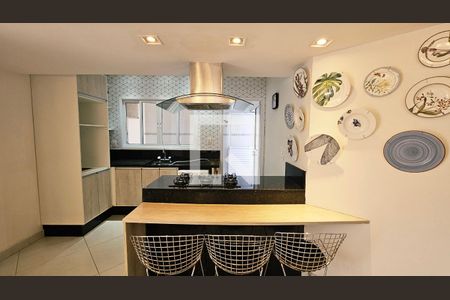 Casa à venda com 3 quartos, 176m² em Jardim Promeca, Várzea Paulista