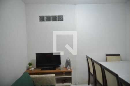 Sala de casa à venda com 4 quartos, 161m² em Vila Bela Vista, Santo André