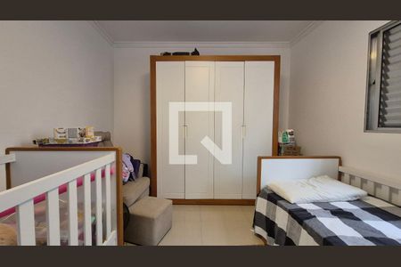 Quarto 2 de casa à venda com 3 quartos, 135m² em Vila Curuçá, Santo André