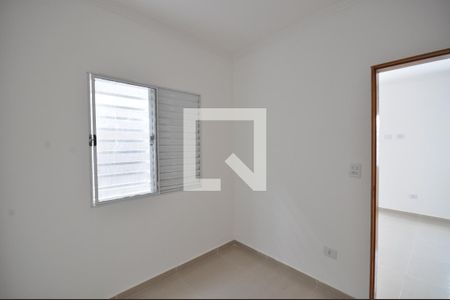 Quarto 2 de apartamento para alugar com 2 quartos, 54m² em Vila Nivi, São Paulo