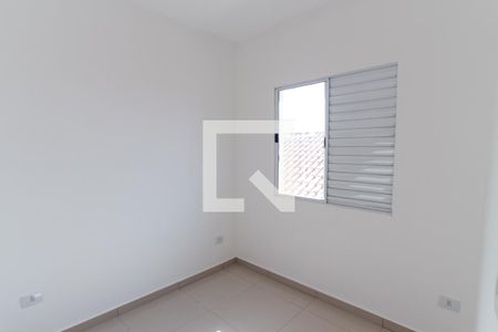 Quarto 1 de casa de condomínio para alugar com 2 quartos, 54m² em Vila Nivi, São Paulo
