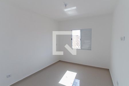 Quarto 2 de casa de condomínio para alugar com 2 quartos, 54m² em Vila Nivi, São Paulo