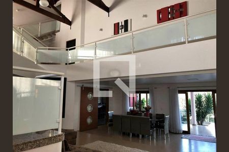 Casa de Condomínio para alugar com 5 quartos, 890m² em Nova Fazendinha, Carapicuíba