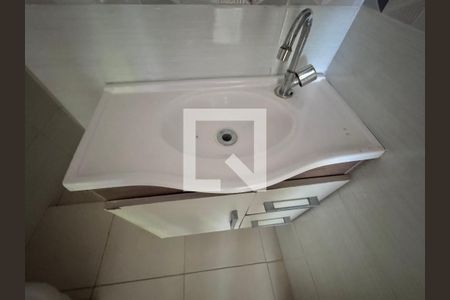 Banheiro Social de apartamento para alugar com 1 quarto, 38m² em Vargem Grande, Rio de Janeiro