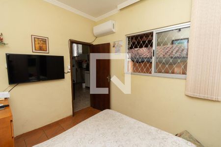 Quarto 2 de casa à venda com 3 quartos, 370m² em Inconfidentes, Contagem