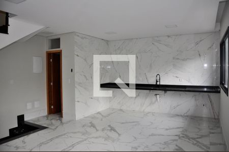 Detalhe - Sala e Cozinha de casa para alugar com 2 quartos, 115m² em Vila Mangalot, São Paulo