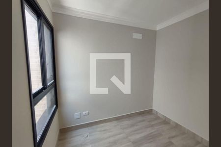 Casa à venda com 3 quartos, 160m² em Parque Sevilha, São Paulo