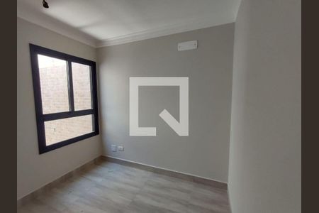 Casa à venda com 3 quartos, 160m² em Parque Sevilha, São Paulo