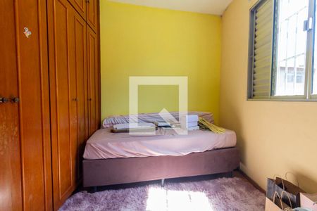 Quarto 2 de casa à venda com 3 quartos, 100m² em Vila Guilhermina, São Paulo