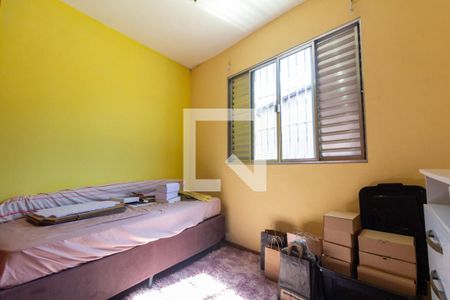 Quarto 2 de casa à venda com 3 quartos, 100m² em Vila Guilhermina, São Paulo
