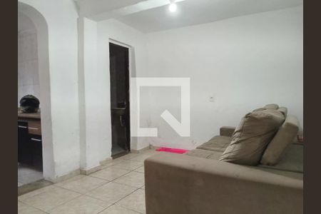 Casa para alugar com 6 quartos, 420m² em Vila Cloris, Belo Horizonte