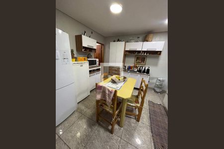 Casa à venda com 3 quartos, 270m² em Parque João Ramalho, Santo André