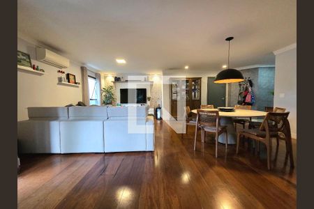 Sala de apartamento à venda com 3 quartos, 150m² em Vila Olímpia, São Paulo